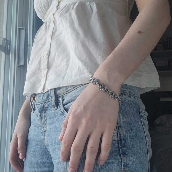 Unique handmade dainty silver bracelet ✦ intricate lace bracelet ✦ - Picture 6 of 12